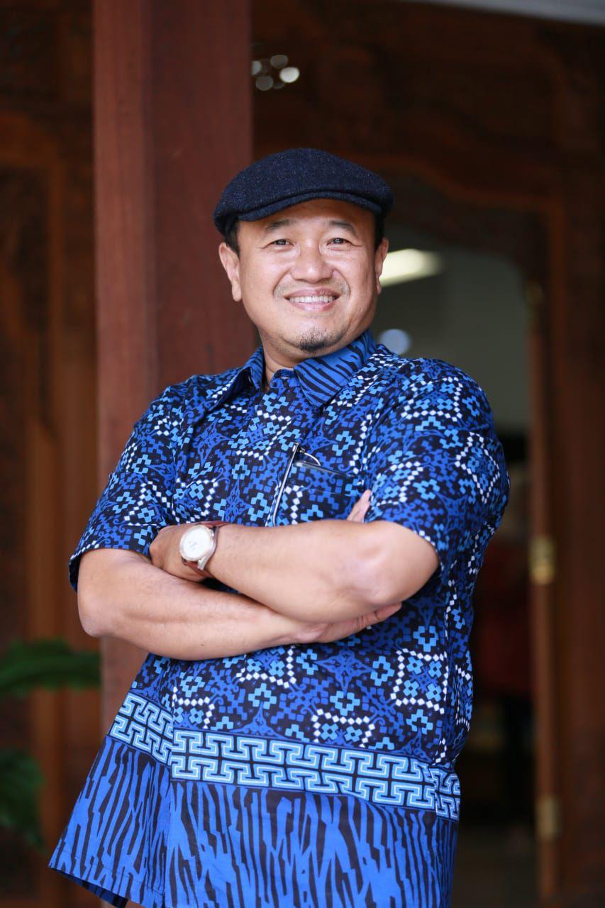 Dr. Komarudin Kudiya S.I.P.,M.Ds.